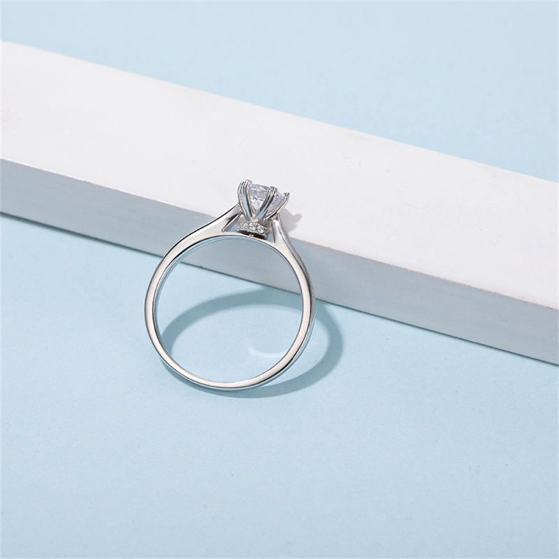 Moissanite Diamond Engagement Rings