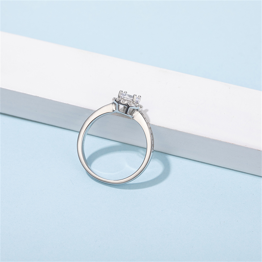 Moissanite Natural