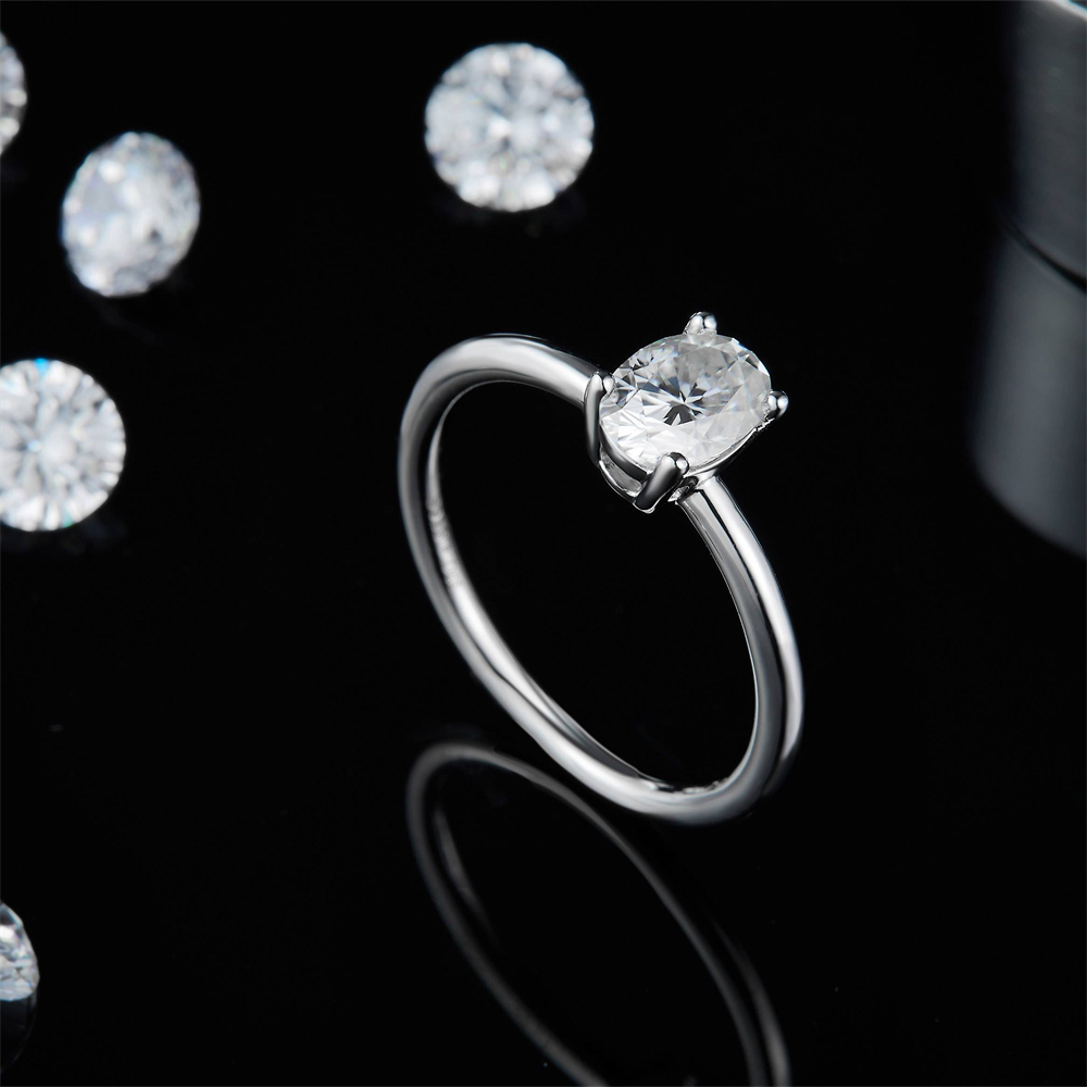 Platinum Moissanite Engagement Rings