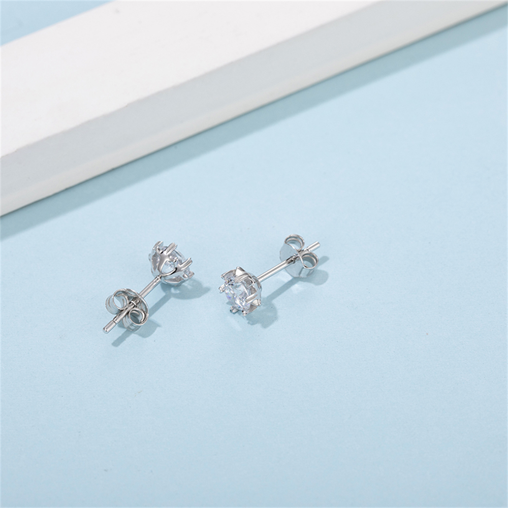 Gra Moissanite Earrings