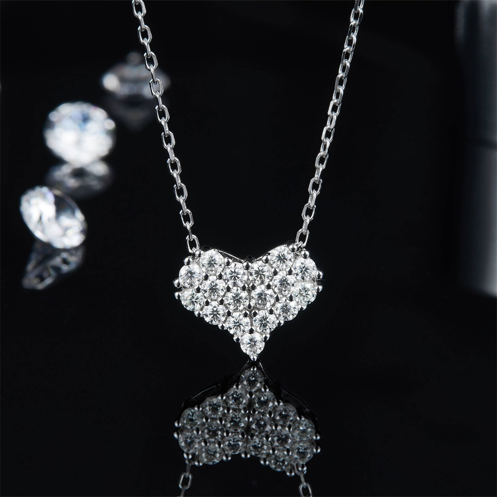 Diamond Moissanite Pendant Necklaces