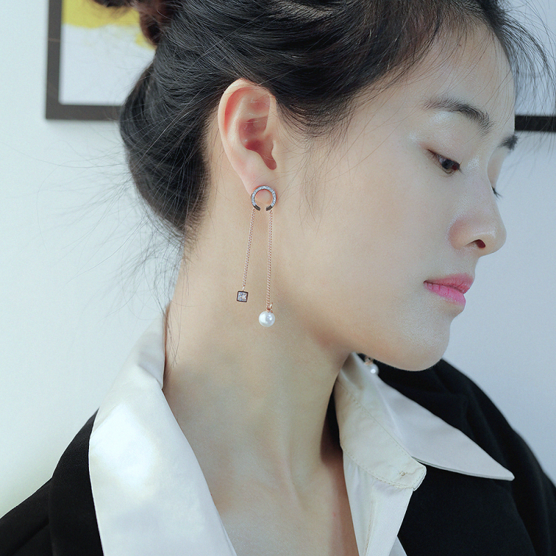 Long Pearl Earrings Fashion