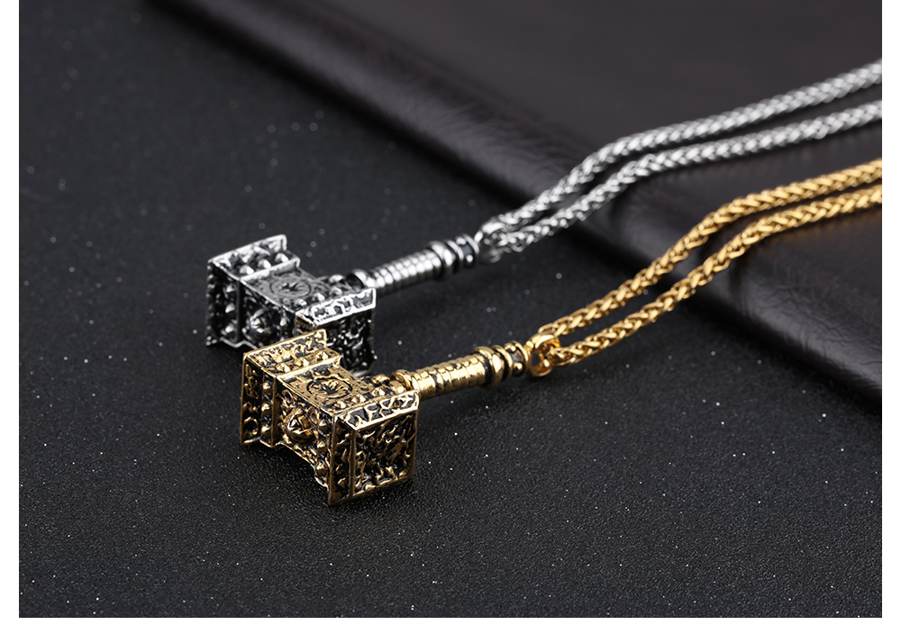 Stainless Steel Wolf Head Chain With Mjolnir