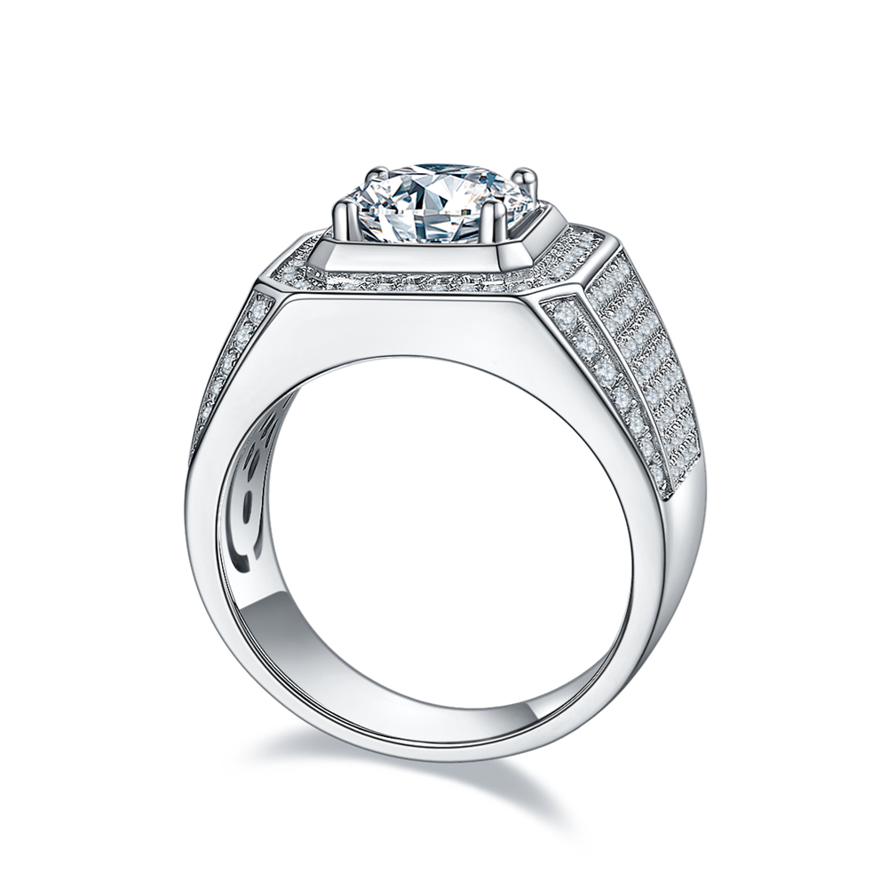 Moissanite Oval Halo Engagement Rings