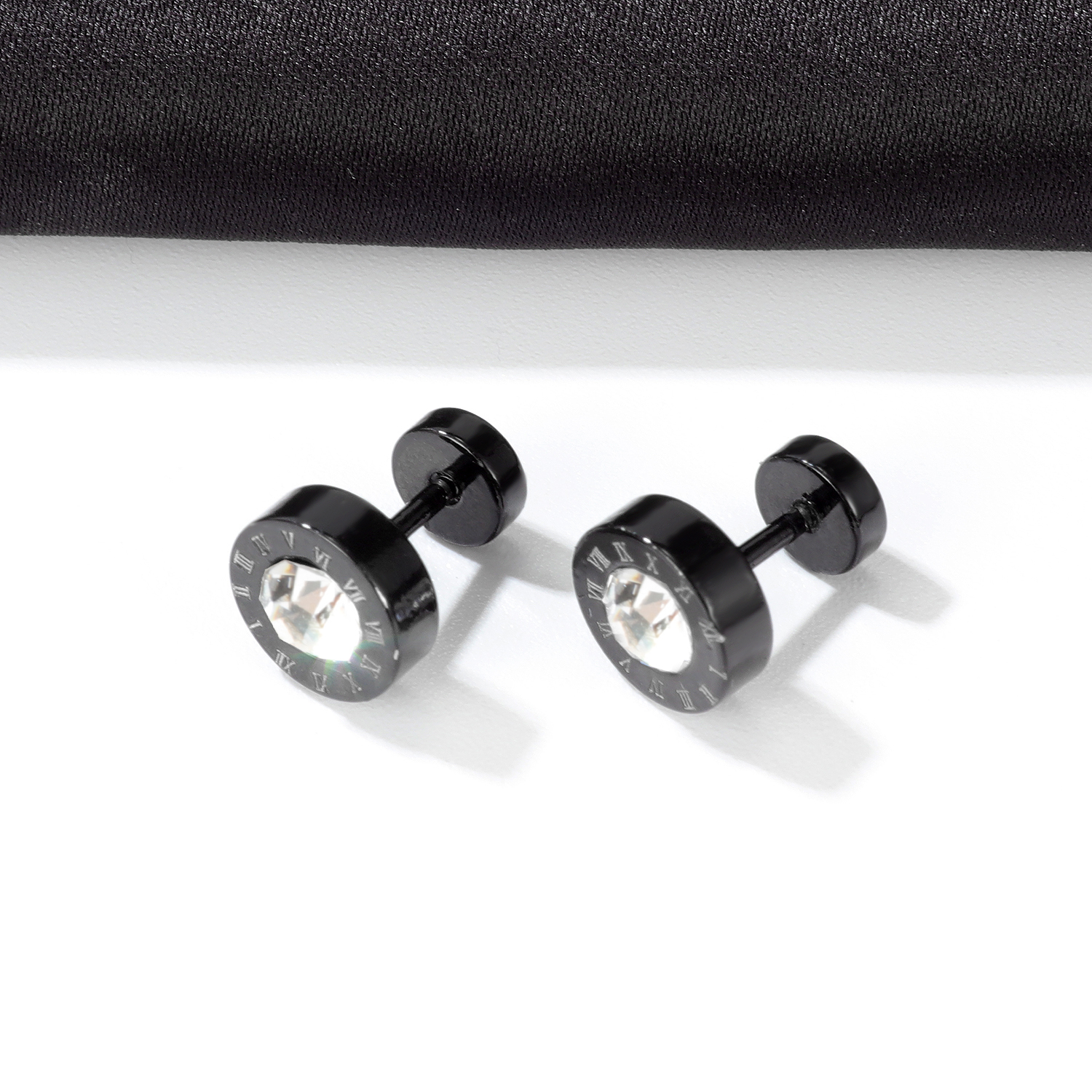 Fashion Diamond Black Stud Earrings