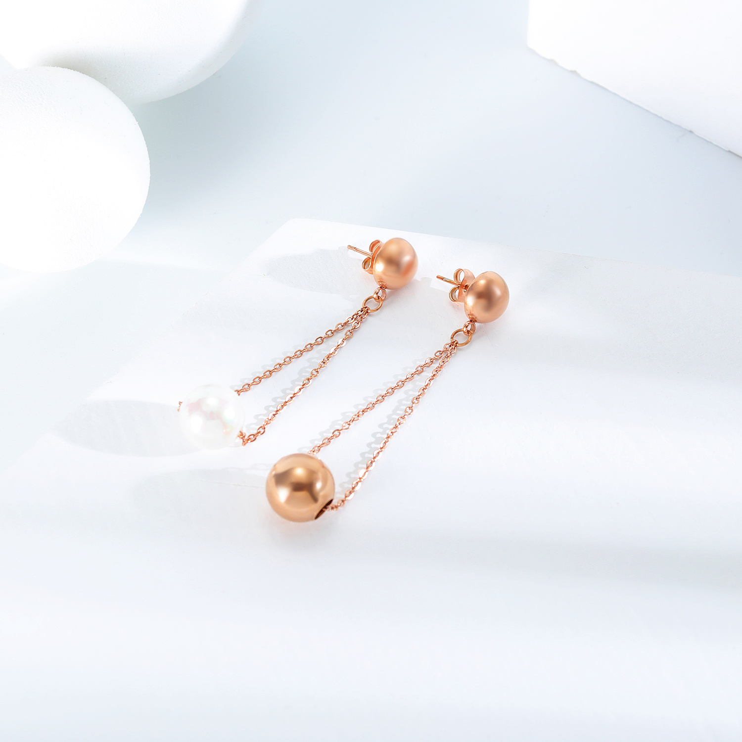 Women's Fashion Pearl Drop Earrings