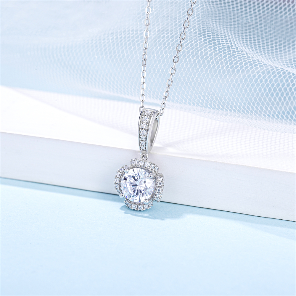 Personalised Jewellery Moissanite Necklace