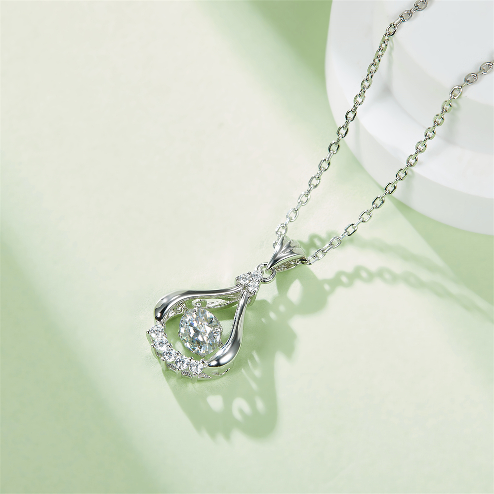 Dainty Moissanite Necklace