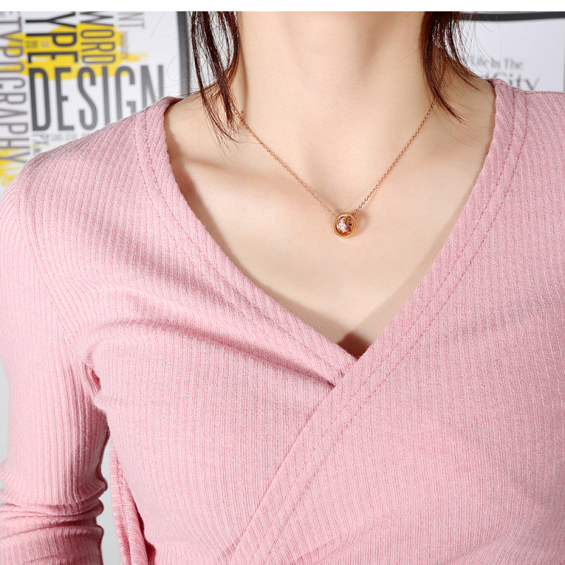 Womens Fashion Pendant Necklaces