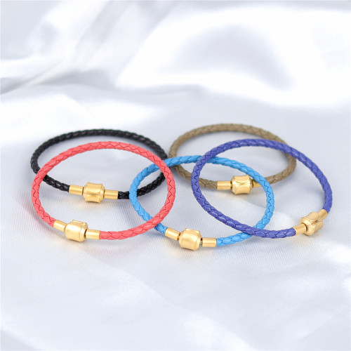 Stainless Steel Round Magnet Clasp Sheepskin Leather Bracelet for Women And Men
