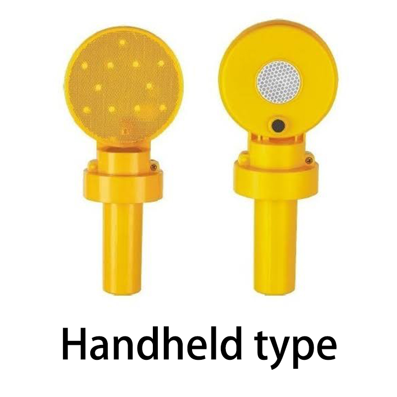 Flashing warning traffic light/ barricade light