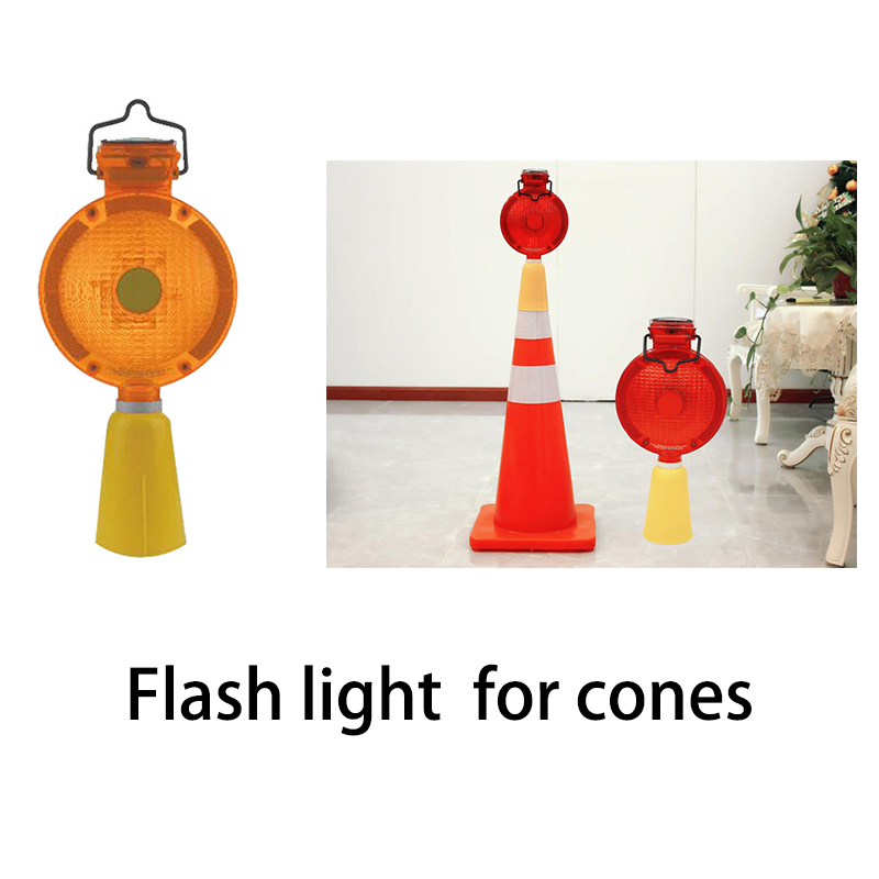 Flashing warning traffic light/ barricade light