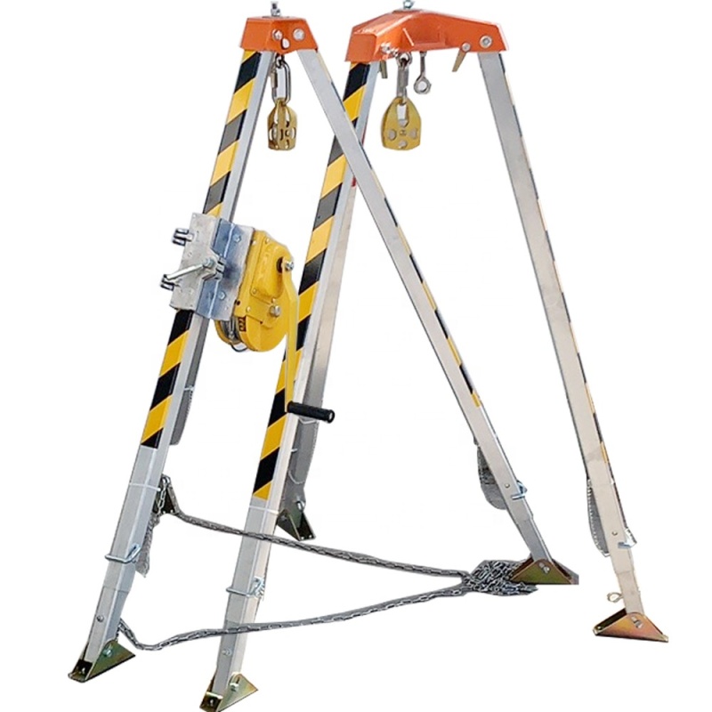 Firefighting rescue tripod