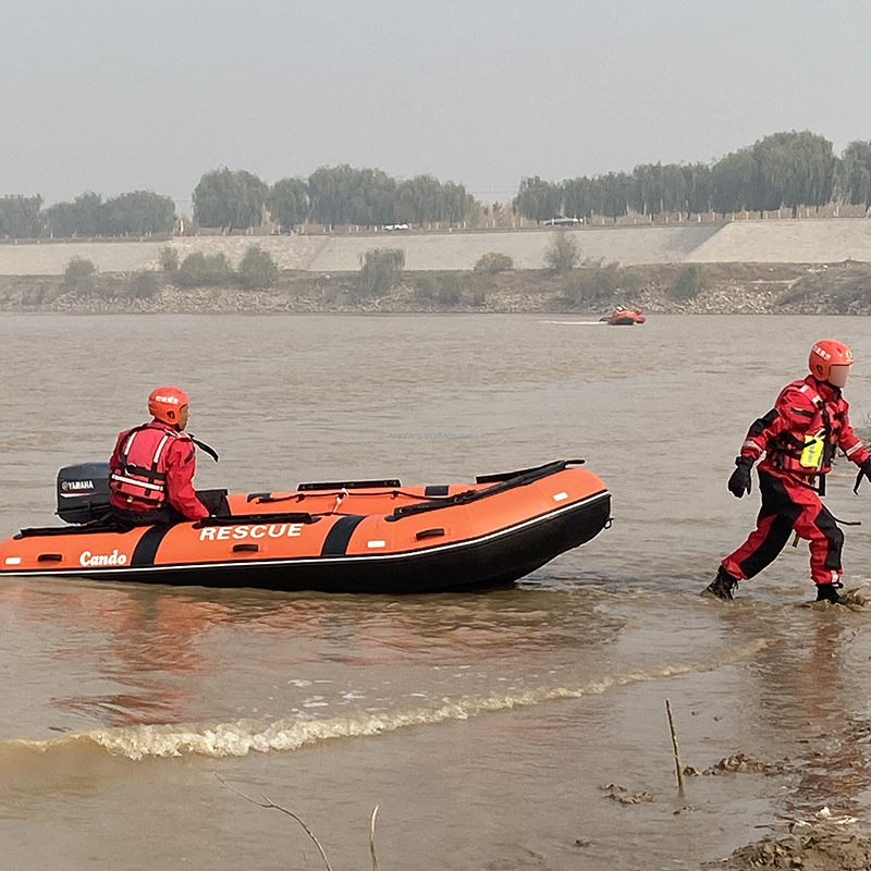 Inflatable rubber boat