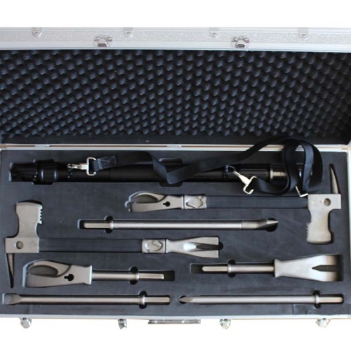 Manual percussive rescue tool kit