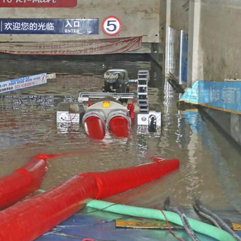 Self-propelled water supply and drainage pump vehicule/Drainage robot