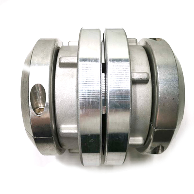 Fire hose adapter & connection