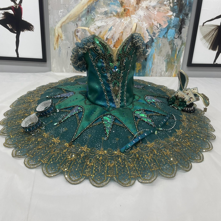 The Mad Hatter Alice in Wonderland Costume
