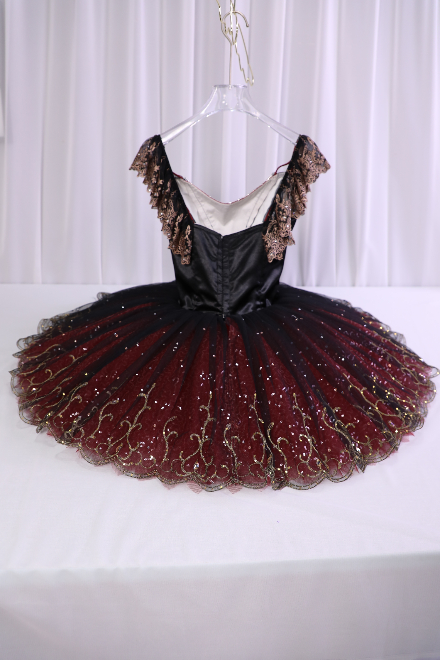 Esmeralda Tutu