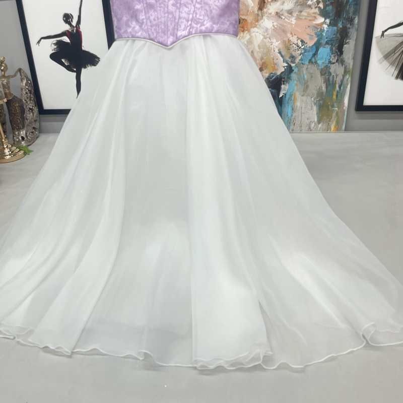 Giselle Willis Costume