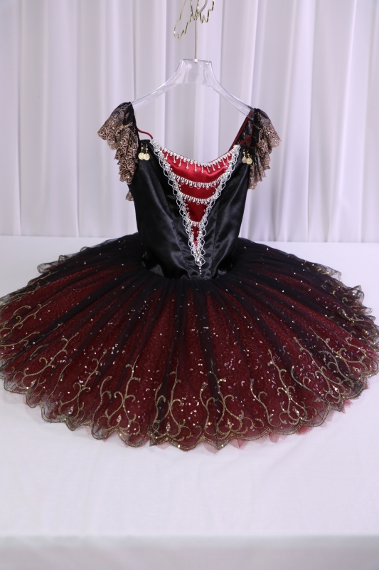 Esmeralda Tutu