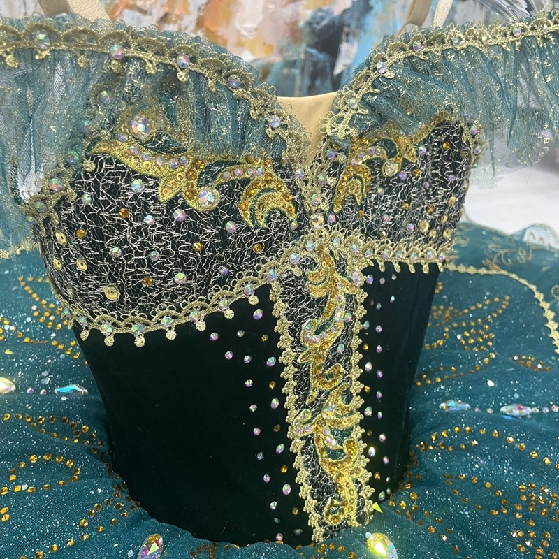 Esmeralda Variation Tutu - Green