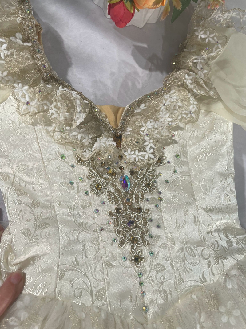 Peasant Pas de Deux Costume