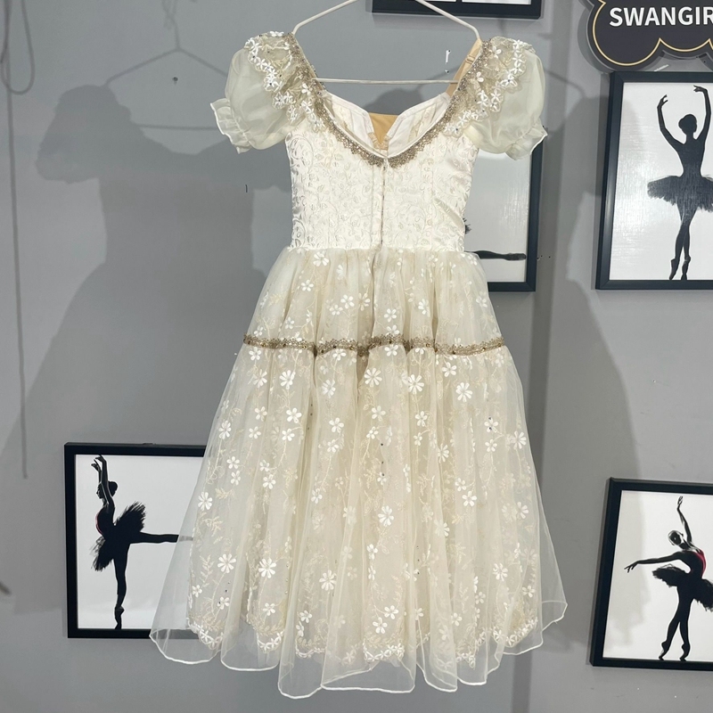 Peasant Pas de Deux Costume