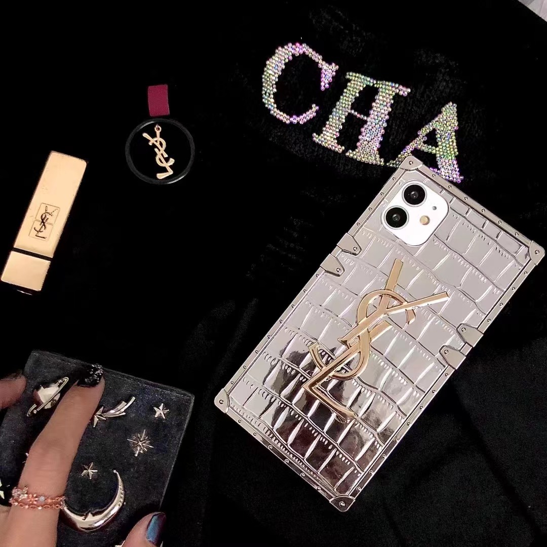 SAINT LAURENT - サンローラン iPhone 8 クロコダイル サンローラン iPhone 8 クロコダイル