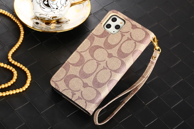 コーチ iPhone 13 ProMax/13 Pro/13ケース シグネチャー柄 手帳型 COACH アイフォン 12 ProMax/11 Pro/XS Max/XRカバー Coach スマホケース お洒落 ストラップ付き 全四色 ブランド