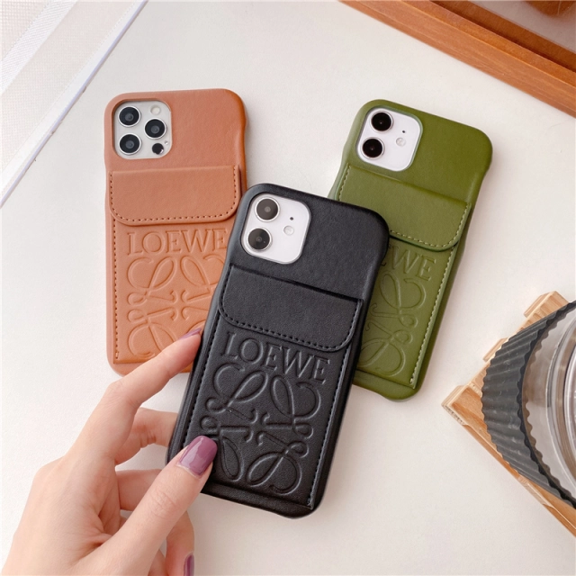 ロエベ iPhone13 Proケース カードポケット付き LOEWE iPhone 13 ProMaxケース ロゴ押し loewe アイフォン12 Proケース アナグラム柄 Loewe iPhone 11ProMax XR SE2 8Plusケース 定番 オシャレ 全3色