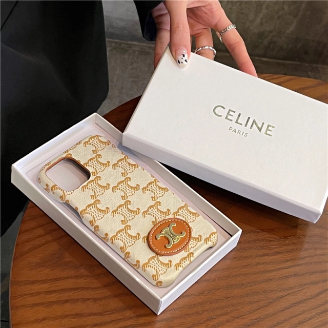 セリーヌ iPhone13ProMaxケース トリオンフ柄 新作 Celine iPhone13Proケース 芸能人愛用 CELINE アイフォン 12ProMaxケース ロゴ付き celine iPhone11Proケース 高級感 ブランド お洒落 エレガント cocobuyee通販