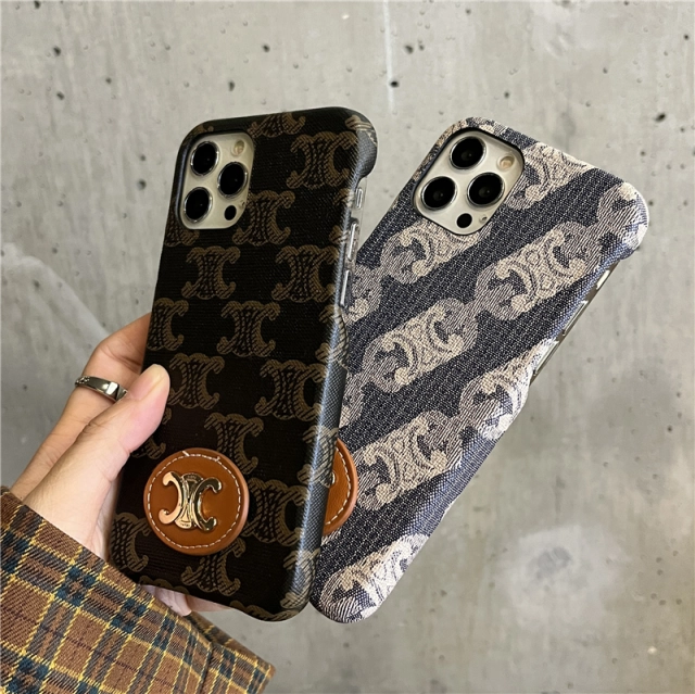 セリーヌ iPhone13ProMaxケース トリオンフ柄 新作 Celine iPhone13Proケース 芸能人愛用 CELINE アイフォン 12ProMaxケース ロゴ付き celine iPhone11Proケース 高級感 ブランド お洒落 エレガント cocobuyee通販