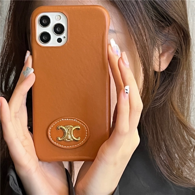 セリーヌ iPhone13ProMaxケース トリオンフ柄 新作 Celine iPhone13Proケース 芸能人愛用 CELINE アイフォン 12ProMaxケース ロゴ付き celine iPhone11Proケース 高級感 ブランド お洒落 エレガント cocobuyee通販