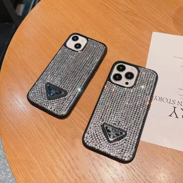 プラダ iPhone13ProMaxケース ラインストーン付き PRADA iPhone13Proケース キラキラ Prada iPhone 12ProMax 11Pro XSMax 8Plusケース 贅沢 アイフォンカバー 派手 オシャレ 女性向け おすすめ