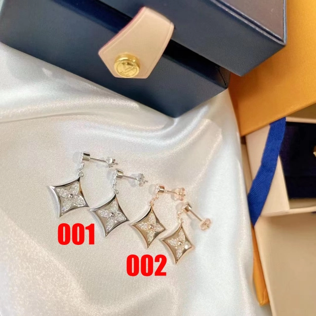 ルイヴィトン ピアス モノグラム フラワー LOUIS VUITTON イヤリング 