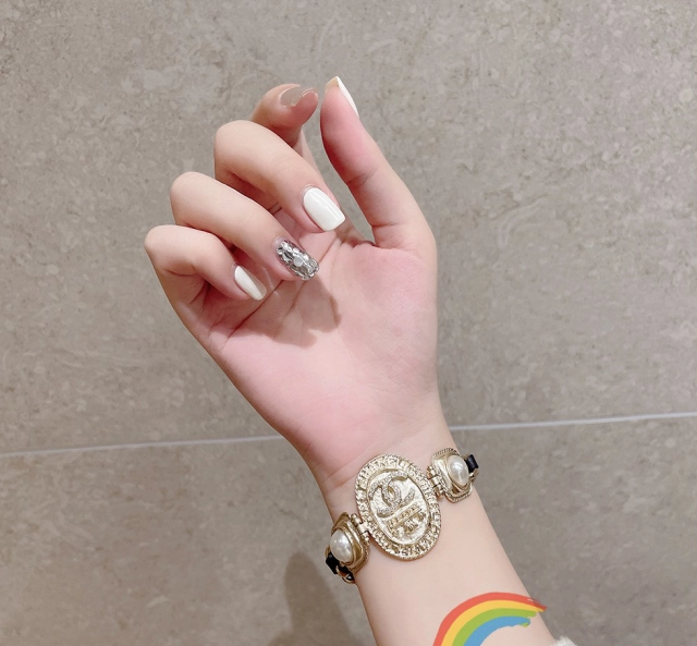 シャネル イヤリング ネックレス ブレスレット 三点セット Chanel アクセサリー ココマーク コインモチーフ 真珠 かわいい 贅沢 パール ブランド ゴルード お洒落 レディース