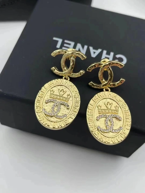 シャネル イヤリング ネックレス ブレスレット 三点セット Chanel アクセサリー ココマーク コインモチーフ 真珠 かわいい 贅沢 パール ブランド ゴルード お洒落 レディース