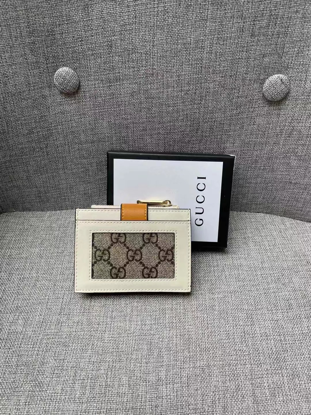 GUCCI コインケース ジッパー付き