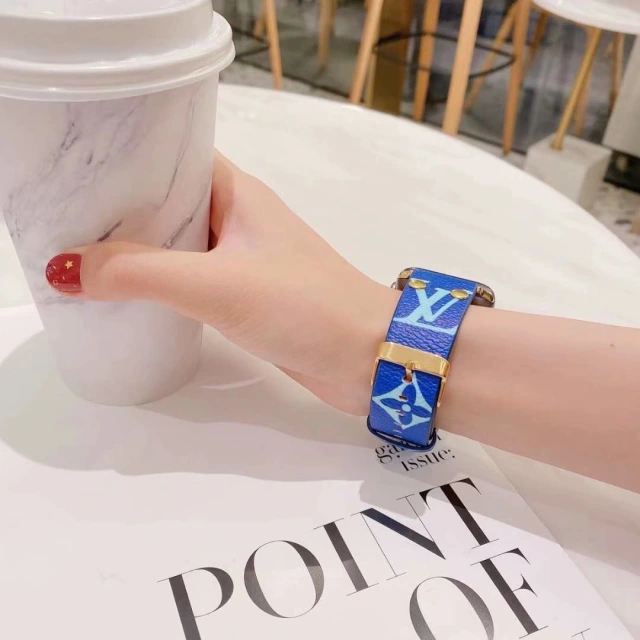 ヴィトン アップルウォッチ バンド モノグラム シリーズ1-7対応 Louis Vuitton Apple Watch ベルト 芸能人愛用 ルイビトン ウォッチストラップ 45/44/42/41/40/38mm マカロンカラー お洒落 エレガント 全8色