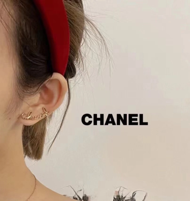 シャネル CCマーク イヤリング chanel文字 ピアス ロゴ 非対称設計 