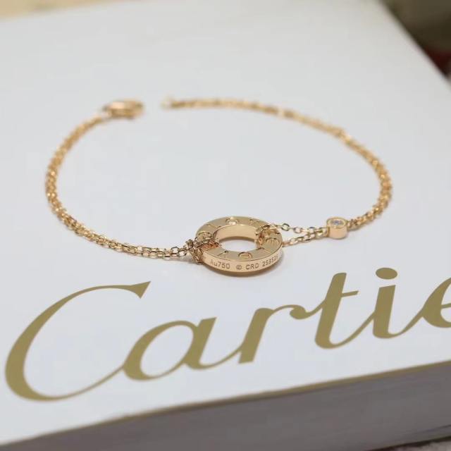 カルティエ LOVE ブレスレット 限定 Cartier LOVE Bracelet 可愛い エレガント S925 スターリングシルバー素材 ゴルード ローズゴルード シルバー 全3色 コピー