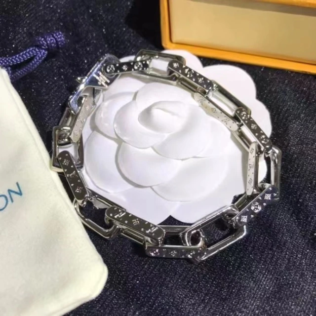 ヴィトン ブレスレット モノグラム LOUIS VUITTON チェーン ブレスレット メンズ ルイビトン 腕輪 プレゼント ギフト 金 銀 全2色 ブランドコピー cocobuyee通販