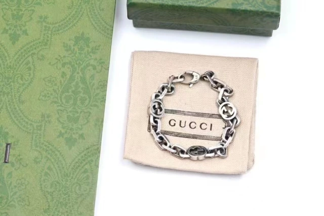 グッチ インターロッキングG ブレスレット GUCCI ブレスレット 芸能人 
