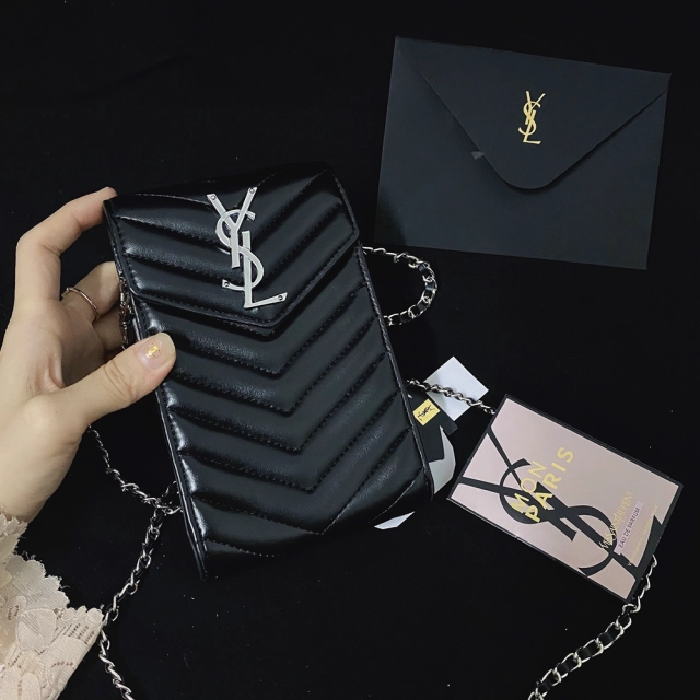 サンローラン スマホポシェット かわいい YSLロゴ入り スマホポーチ 斜 