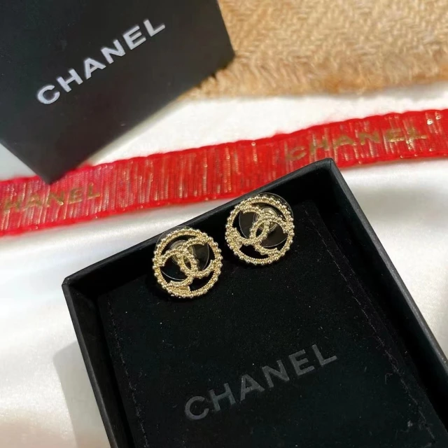 シャネル ピアス ココマーク Chanel イヤリング サークル型 CHANEL ピアス CCロゴ 大人可愛い エレガント レディース ゴールド 人気おすすめ