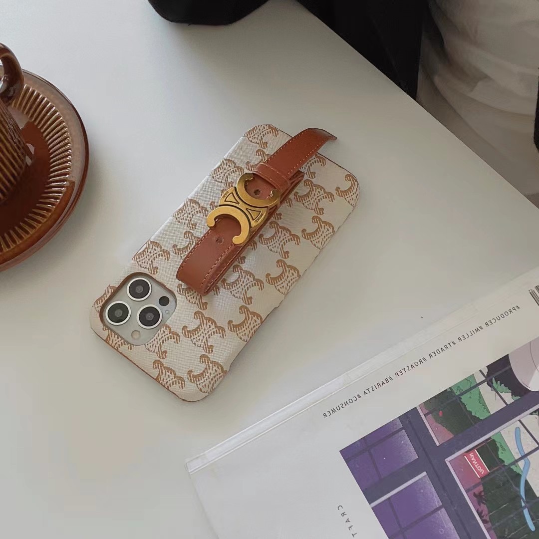 セリーヌ iPhone15/14/13 Proケース バンド付き iPhone15/14/13