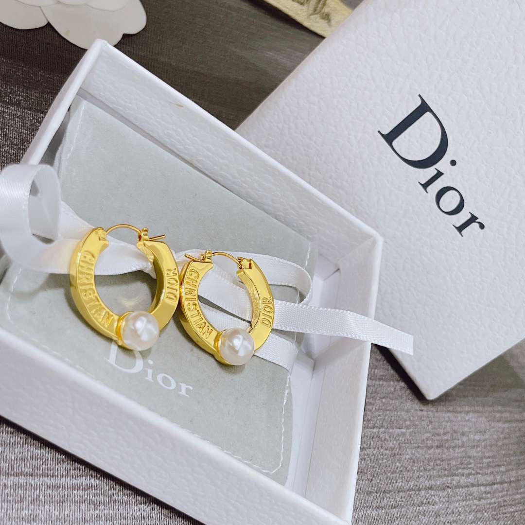 DIOR earrings サイクル