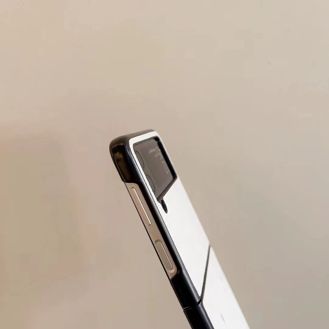 マルジェラ Galaxy Z Fold 3/Z Flip 3ケース 4ステッチ 新作 Maison 