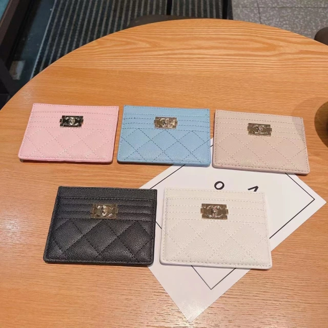 CHANEL カード入れ ゴルード金具付き